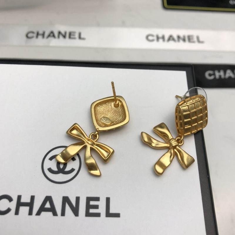 Ch**el earrings